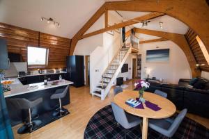 Iolairekitchendiningliving